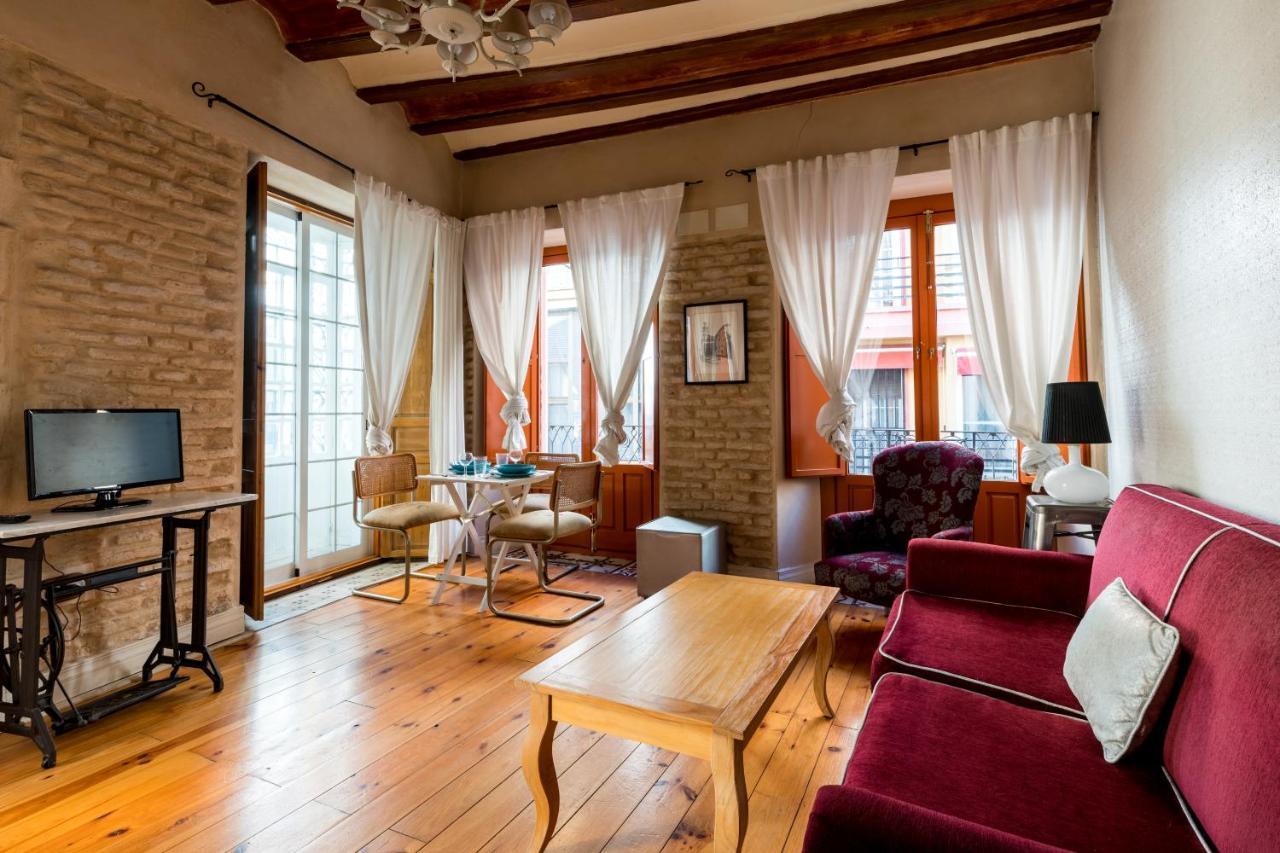 Alameda Suites Apartments Sevilla Bagian luar foto