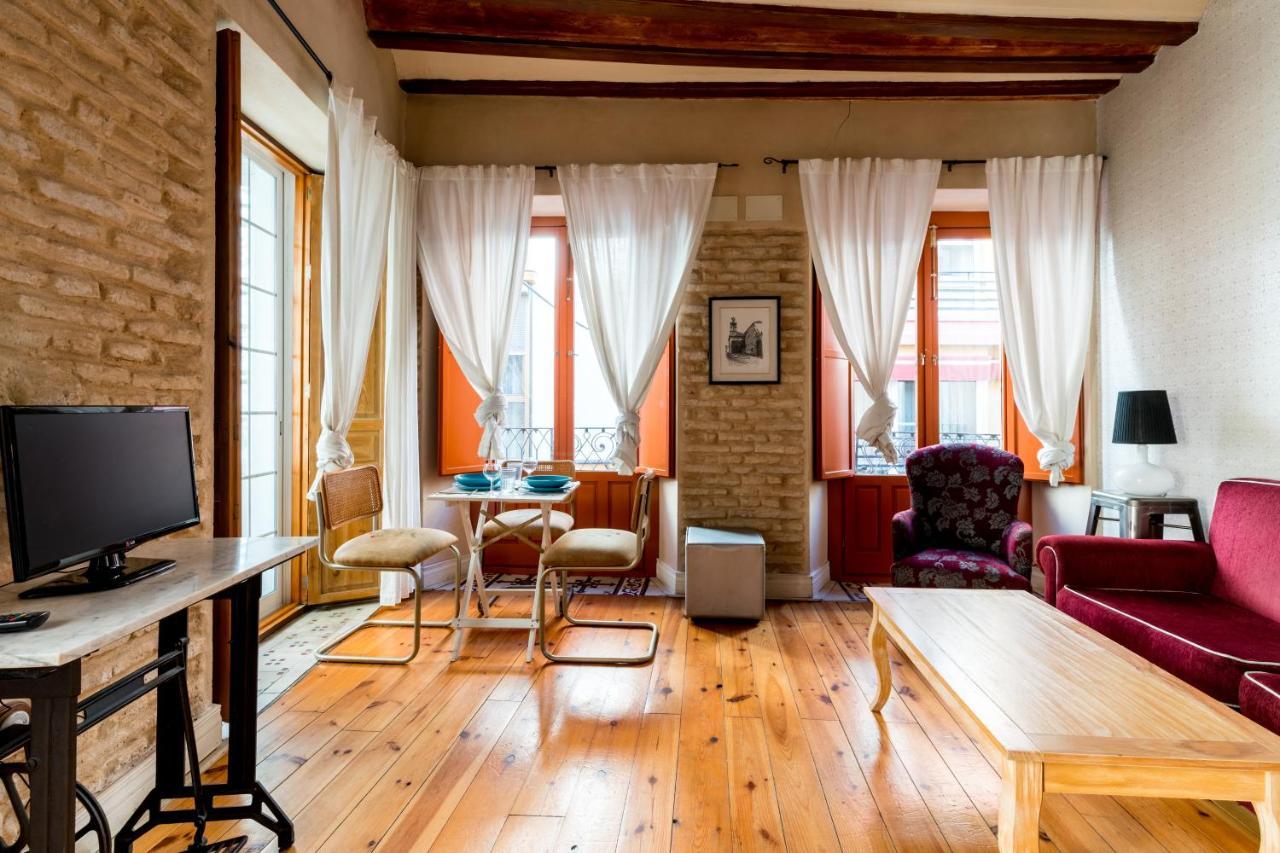 Alameda Suites Apartments Sevilla Bagian luar foto