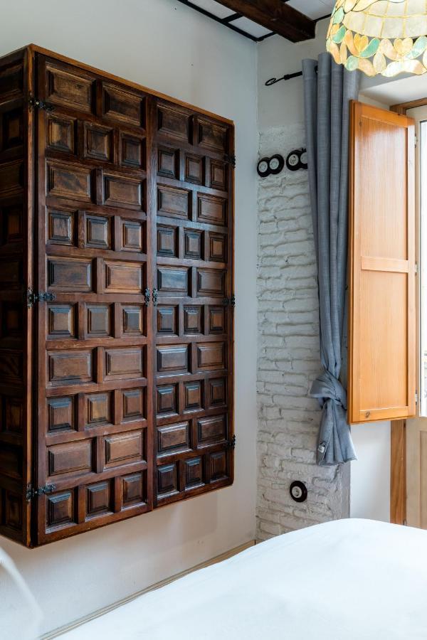 Alameda Suites Apartments Sevilla Bagian luar foto